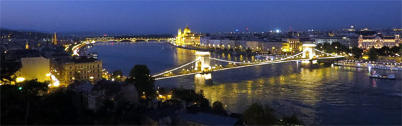 Мосты через Дунай в Будапеште. Отдых в Будапеште, развлечения в Будапеште, ночная подсветка в Будапеште, аэропорт трансфер, экскурсии на русском, отдых и развлечения, достопримечательности Венгрии, венгерская кухня, гастрономический тур, дегустация вина, активный отдых, теплоходная прогулка, по Дунаю