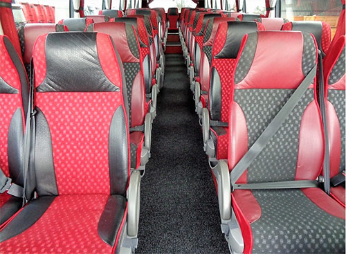 экскурсионный автобус Volvo 9700H. Аренда туристического автобуса в Венгрии. Групповые автобусные экскурсии и трансферы для организованных групп.