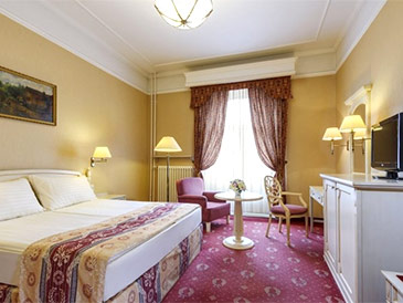 4* Danubius Hotel Astoria Отели в Будапеште