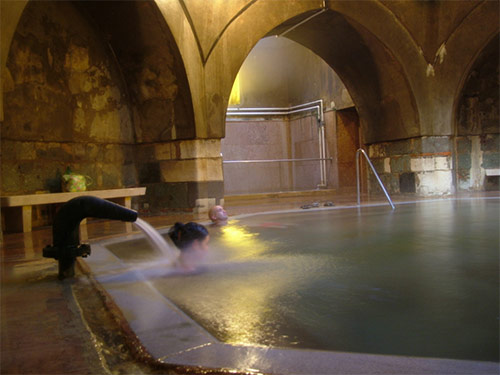 Королевская Купальня (Kiraly Gyogyfurdo) Термальные купальни в Будапеште. Горячие источники