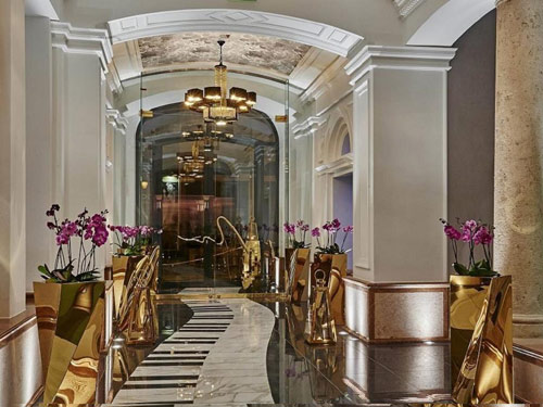 Aria Hotel Budapest . Роскошный 5* отель в центре Будапешта. Опыт, вдохновленный музыкой. Aria Hotel Budapest - это роскошный бутик-отель с изысканным дизайном