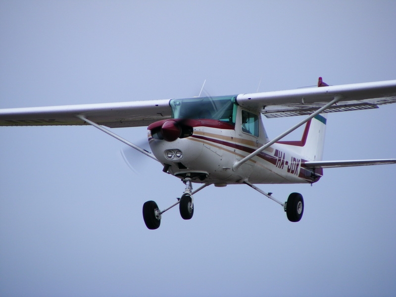 Будапешт. Активный отдых. Незабываемые впечатления: управлять самолетом Cessna 152.
