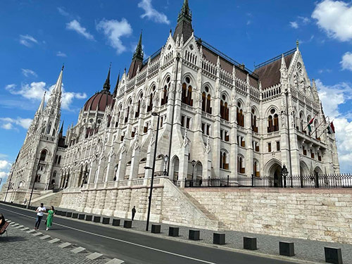 Экскурсия на русском языке в Будапеште. Венгерский парламент.