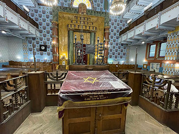 This synagogue is the main building of the Orthodox centre functioning like a small village in the heart of the Jewish ghetto.