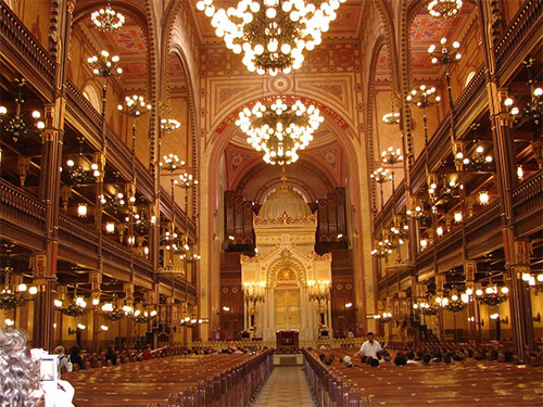 Jewish Heritage Private Tour. Visit famous magnificent Dohany Street Synagogue. Explore magnificent Dohány Street Synagogue, the largest Jewish sacred house in Europe and the center of the Hungarian Jewish community.