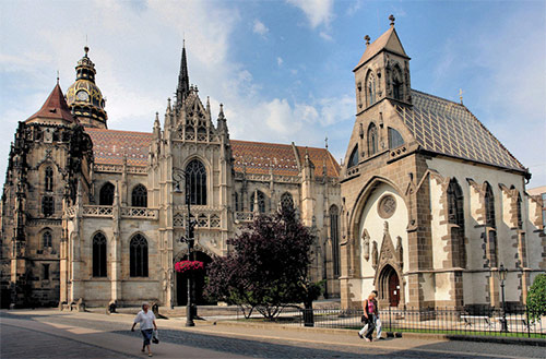 Must see attractions in Košice, Cathedral of St Elizabeth, Hlavné Nám, Hrnčiarska, Rodošto & Mikluš Prison, East Slovak Museum, Lower Gate Underground Museum. Save time and take this private transfer from the Budapest airport to your hotel! Private Airport Transfer Between the Budapest International Airport and Your Hotel in Hungary