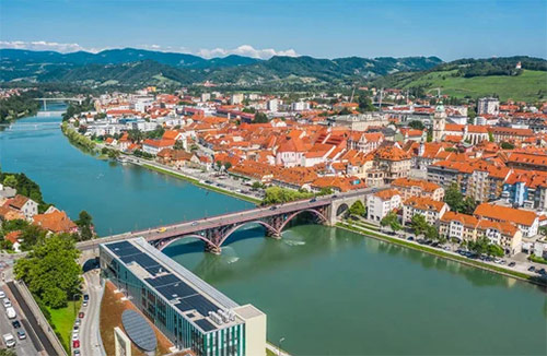 Трансфер из Братиславы в Словению в Марибор (Maribor) - выгодное предложение Марибор. Река Драва. Словения