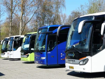 Аренда туристического автобуса в Венгрии. Организованные поездки на экскурсионном автобусе, групповые автобусные экскурсии, выезд на мероприя