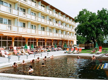 3* Hungarospa Thermal Hotel. Курорт Хайдусобосло. Горячие целебные источники Венгрии.