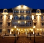 4*   - 4* Aurum Hotel