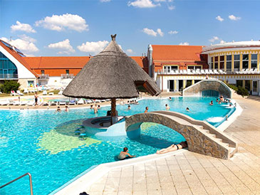 Отели в Кехида (Kehida). Гостиницы с бассейнами, вэлнесс. Горячие источники Венгрии. Лечебные ванны. 