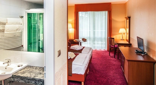 Balneo Hotel Zsori Thermal& Wellness. Термальный курорт Мезёкёвешд (Mezokovesd). Лечение и отдых на водах в Венгрии.