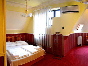3* Hotel Anna Пещерная купальня Мишкольтапольца. Горячие источники Венгрии. Лечение и отдых на курортах Венгрии