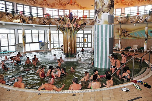 Термальные источники в Ниредьхазе. Водный комплекс Аквариус.