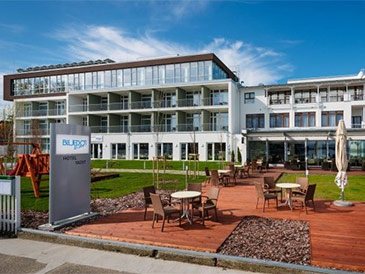 4* Hotel Yacht Wellness & Business Отели в Шиофоке. Достопримечательности. Отдых на Балатоне. Пляж