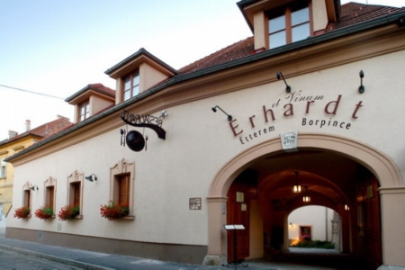 Пансион и Ресторан Erhardt - Erhardt Étterem és Panzió;, Шопрон, Венгрия