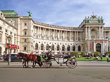 Book your Transfer from Vienna to Budapest, Airport Transfer Vienna, Taxi Budapest, Airport Pickup Budapest, Get Airport Transfer, Airport to City Transfers, taxi service budapest