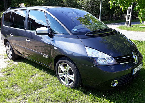Renault Espace minivan.      .            .
