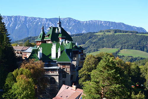 Things To Do in Semmering. Popular; Architecture & Landmarks; Exhibition Centers; Historic Sites; Religious Sites; Parks; Lifestyle; Sightseeing Tours. Transfer from Budapest. Available transfer 24x7 from international airport  Budapest. One child seat is provided free of charge.  Transfer from airport Budapest is a great way to get to the destination in time. Airport pickup service.