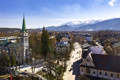 Zakopane Walking Tours, Tatra Mountains trekking, hiking & mountaineering. Best price guaranteed. Book here your safe and reliable Private Airport Transfer from Budapest Airport. Hire a car with driver service in Budapest at very affordable prices