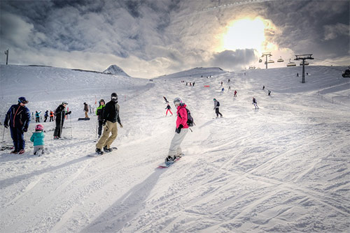 Excursion destinations in and around Kaprun. Day trip destinations from Kaprun · Zell am See · Heiligenblut · Uttendorf VIP Premier Transfers by first class Luxury vehicles covering all Austria