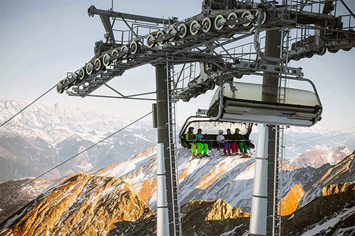 The ski resort Kitzsteinhorn/​Maiskogel  Kaprun is located in Zell am See-Kaprun (Austria, Salzburg (Salzburger Land), Pinzgau). VIP Premier Transfers by first class Luxury vehicles covering all Austria