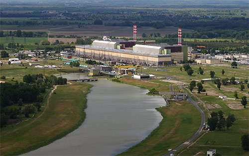 Currently the only nuclear power plant in Hungary, Paks. Book the best pick-up and drop-off service from or to Budapest International Airport across the Hungary. You can book a first-class limousine service at affordable prices. Private Airport Transfers At Low Prices. Hire a luxury Limousine in Budapest.