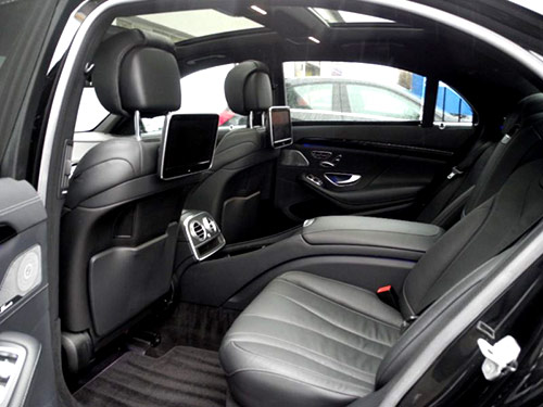 Mercedes Benz S class. Limousine car service in Budapest. VIP   :  ,    ,    