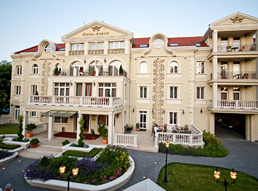  4* Aurum Hotel.  .    .