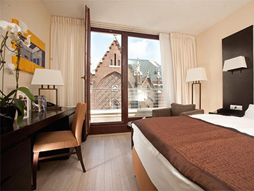 4* Hotel Lions Garden   
