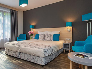 4* Hotel Regnum Residence   