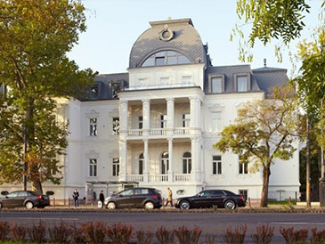 4* Hotel Mirage Fashion   