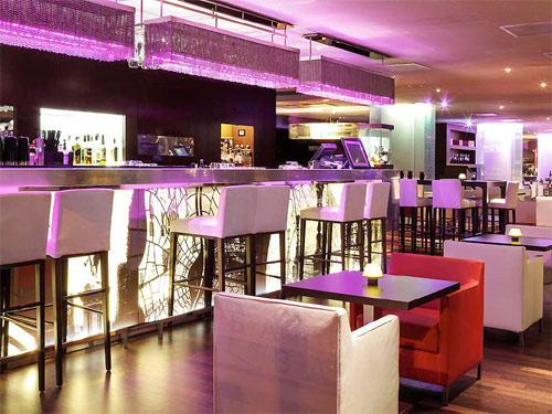 5* Отель Софител Цепной Мост Будапешт - 5* Sofitel Chain Bridge Budapest Hotel. Великолепный 5* отель SOFITEL в центре Будапешта. Завораживающий вид на Цепной мост, Дунай, Будайскую крепость и Королевский дворец