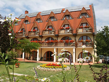 Agnes Hotel 3*   .    (Heviz)