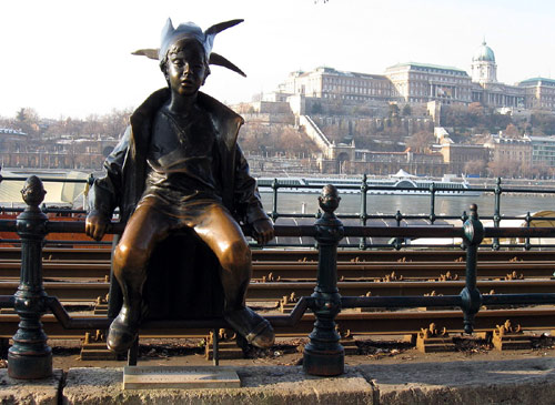 Best Budapest walking tour. 3 hours walking tour of Budapest. Saint Stephen's Basilica inside