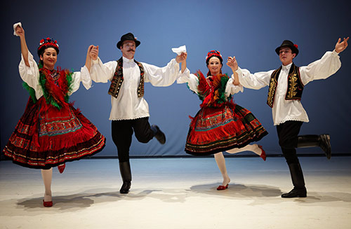    .    .      Hungaria