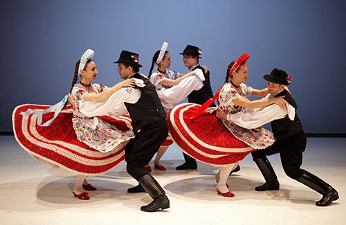    .    .      Hungaria