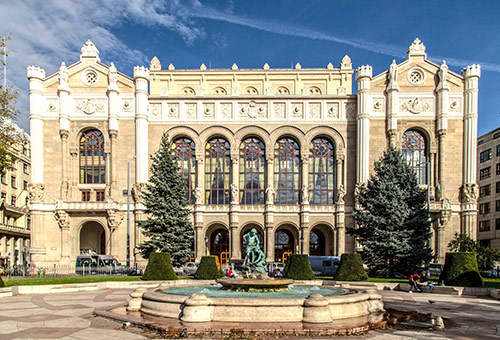 Budapest Vigado Square, Vigado - Romantic-style concert hall