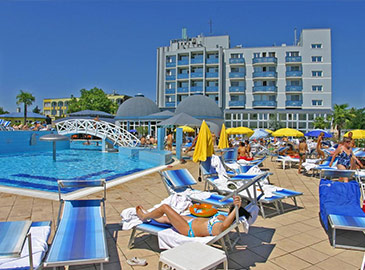 4* Silver Hotel.  .    .
