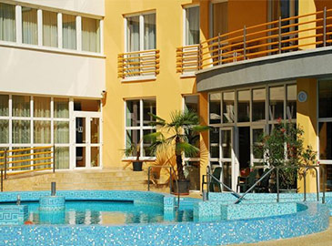 4* Apoll Termal Hotel & Apartments.  .    .
