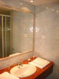   - Agnes Hotel 3*.   .     .