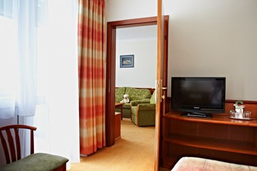    4*  - NaturMed Hotel Carbona 4* Superior.   .   