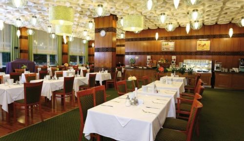 4* Инсана Термал ХЕВИЗ - 4* Ensana Thermal HEVIZ Health Spa hotel. Термальное озеро Хевиз. Лечение и отдых