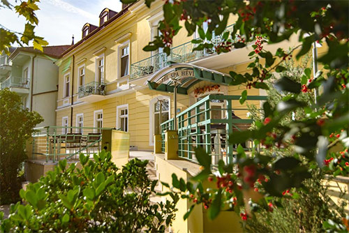 Отель Спа Хевиз - Hotel SPA Heviz 4*. Лечение и отдых в Хевизе. Купание в термальном озере Хевиз. Лечение и отдых в Хевизе. Купание в термальном озере Хевиз. Лечебные процедуры и курсы оздровления по рекомендации врача: лечебные ванны, грязевые аппликации, лечебные массажи