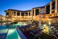     . Rogner Hotel Spa Lotus Therme 5*.   .