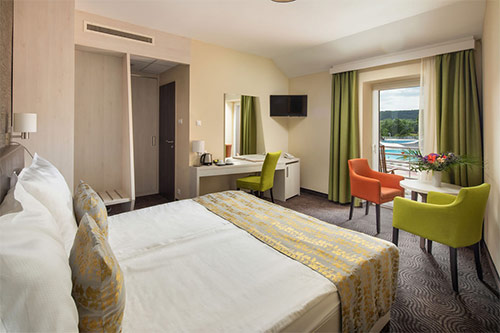    (Kehida). Kehida Termal Hotel 4*   , .   .  . 