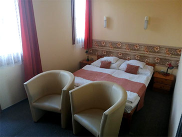 Zsori Thermal& Wellness.    (Mezokovesd).       .