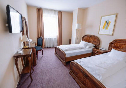 Hotel Pannonia 4* Sopron.  .  4*  .    -   
