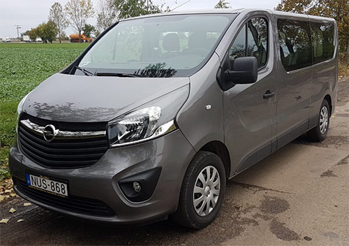 Opel Vivaro микроавтобус. Отдых в Венгрии, экскурсии на русском, Дешевый трансфер, трансфер из аэропорта, из Будапешта в Шиофок, из аэропорта на Балатон, выгодная цена, заказать трансфер, фиксированная цена